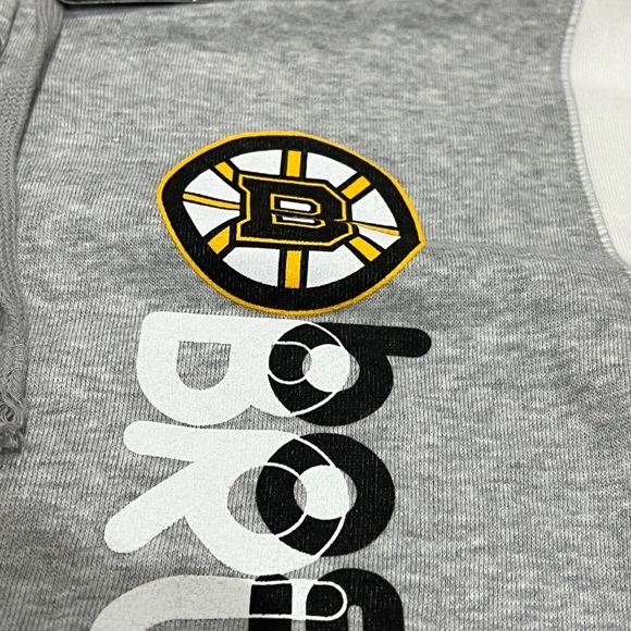 Boston Bruins NHL Hockey Hoodie Pullover Jumper Athletic Sweatshirt - Picture 5 of 6